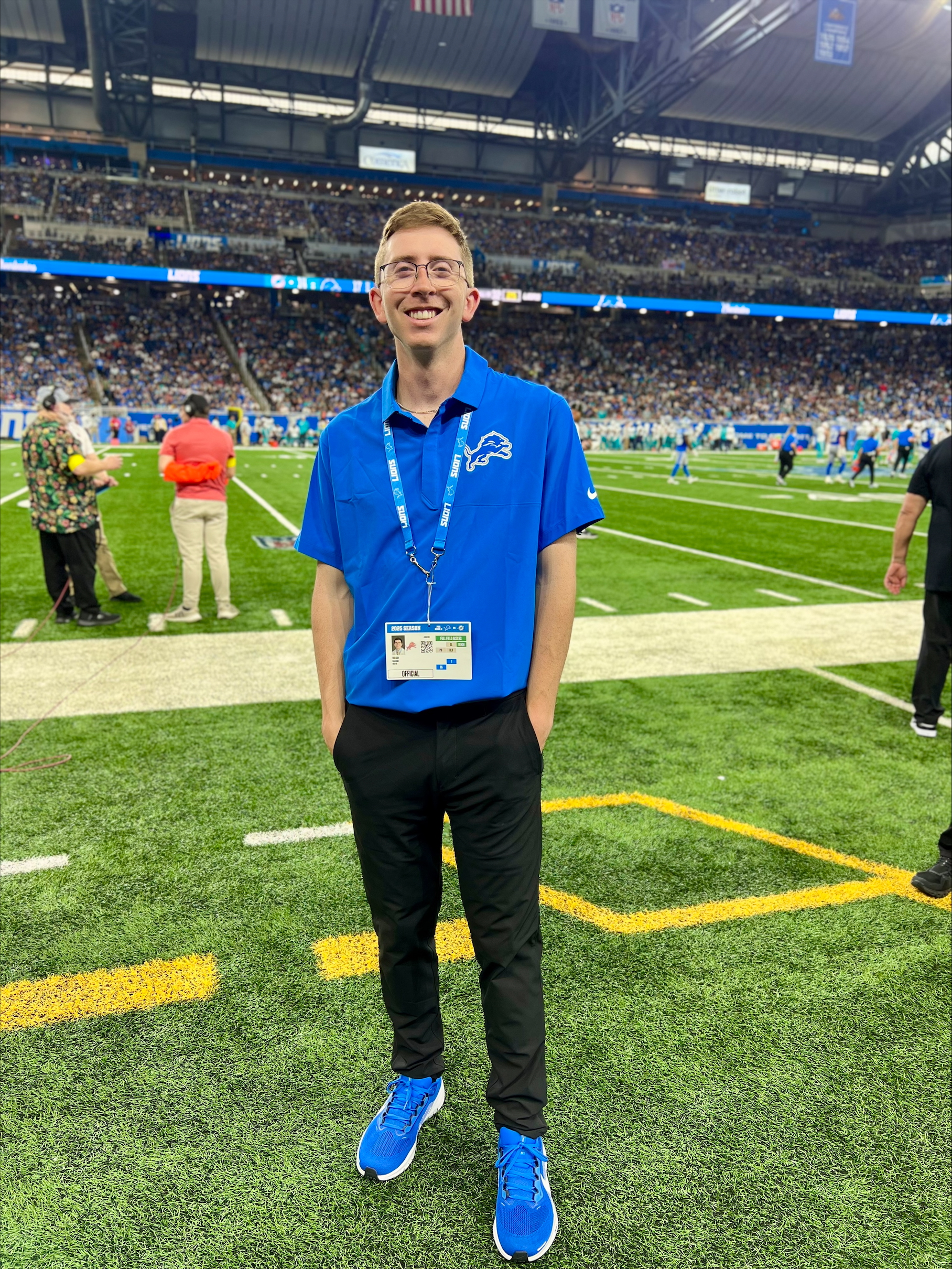 Galardi-NFL-sideline-portrait.jpeg